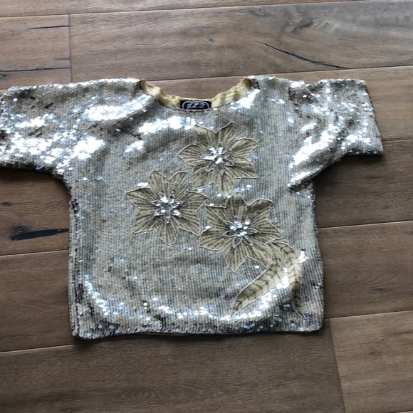 Vintage J. L. B silk sequin and beaded top. Paris. Hong Kong. New York - Picture 1 of 8